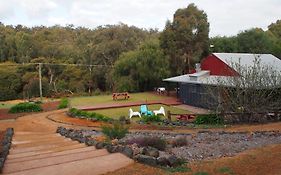 Wellington Forest Cottages & Bar
